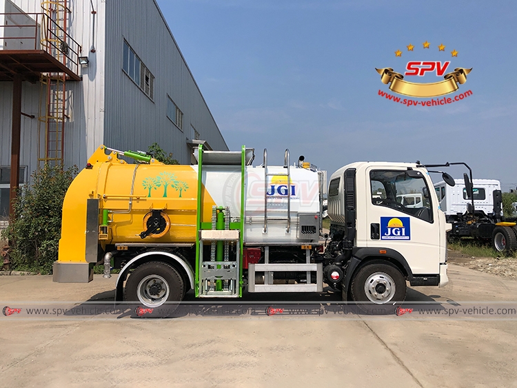 5 CBM Kitchen Waste Disposal Truck Sinotruk HOWO - RS